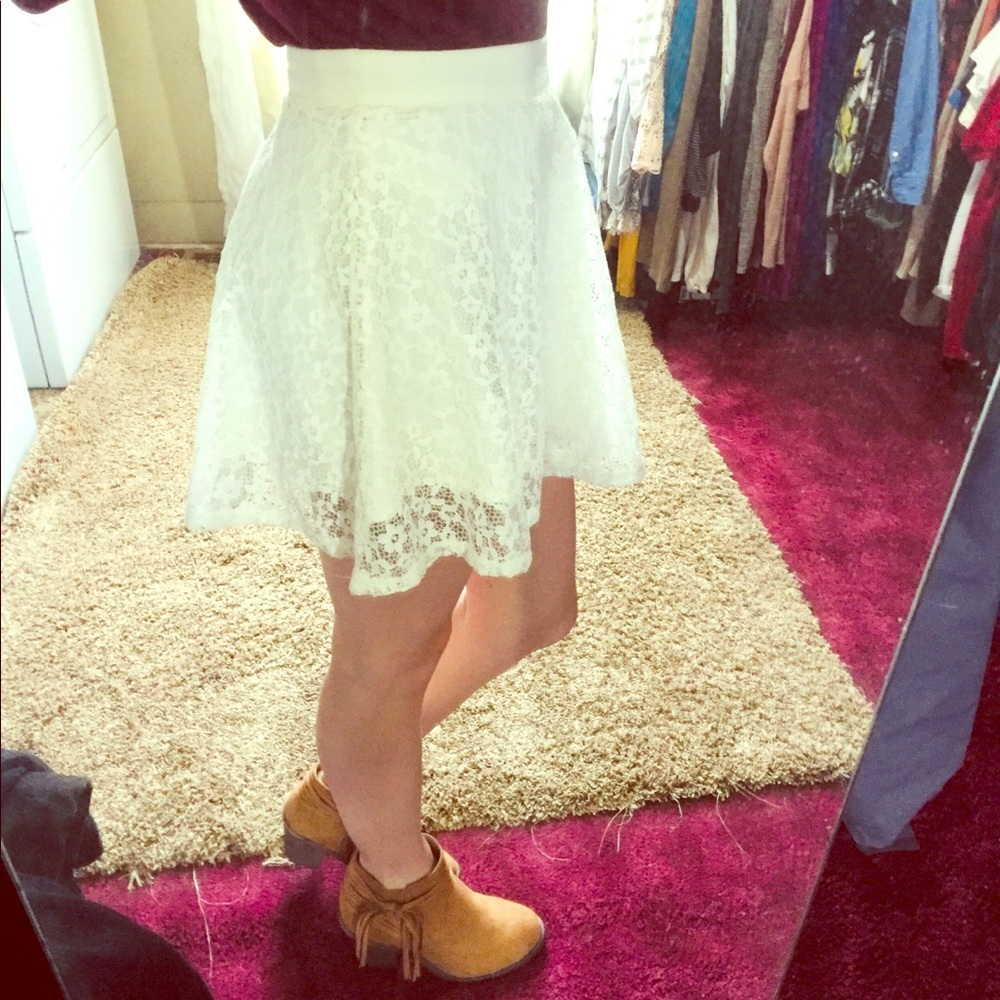 White Floral Lace Mini Skirt